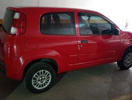 FIAT UNO 1.0 EVO VIVACE 8V FLEX 2P MANUAL FIAT UNO 1.0 EVO VIVACE 8V FLEX 2P MANUAL